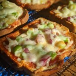 Instant Bread Pizza